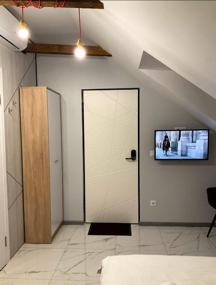 Pure Apartments Vip 5 Львов Экстерьер фото